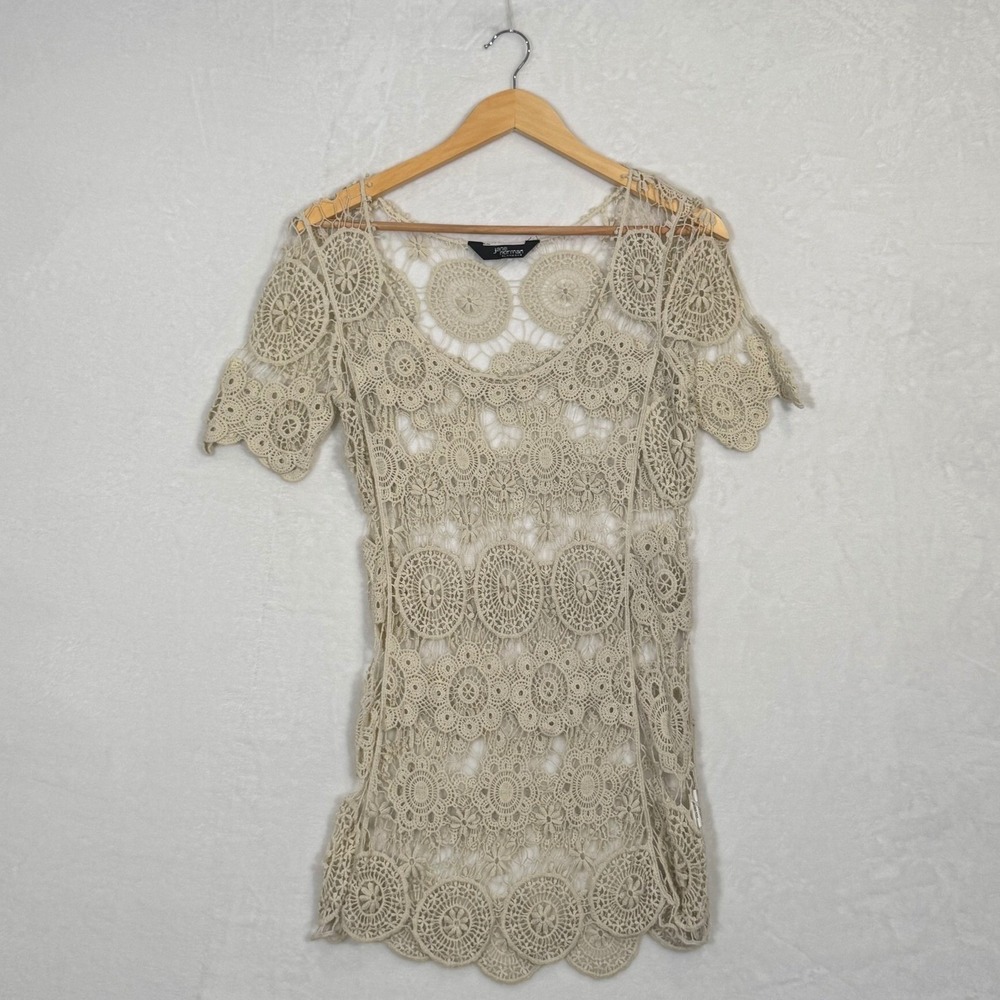 Jane Norman Beige Crochet Lace Medallion Top Large
